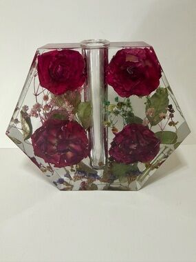 Hexagonal Resin Flower Vase with Preserved Burgundy Roses